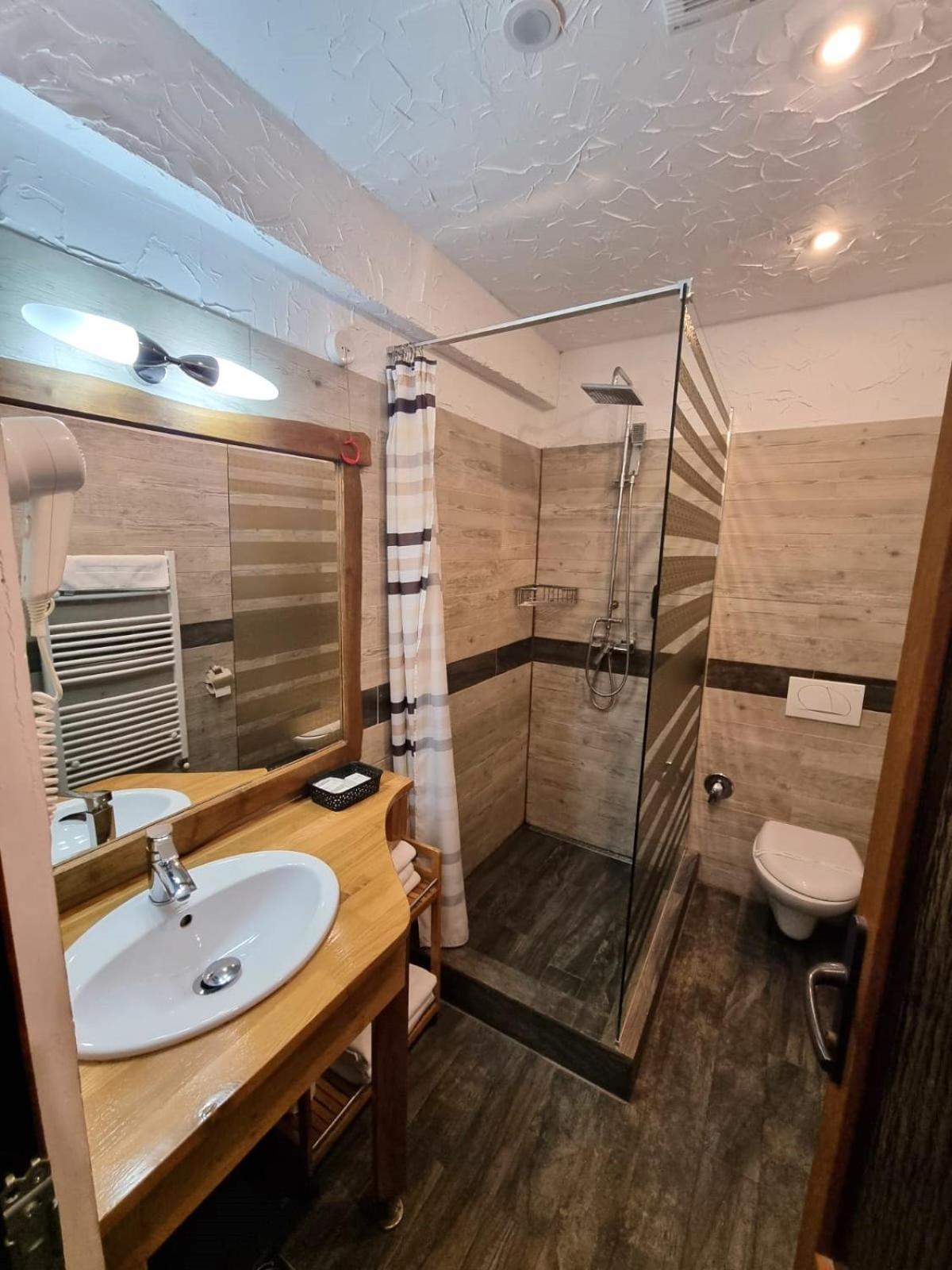 Pensiunea Milexim Cîmpia Turzii Exterior foto